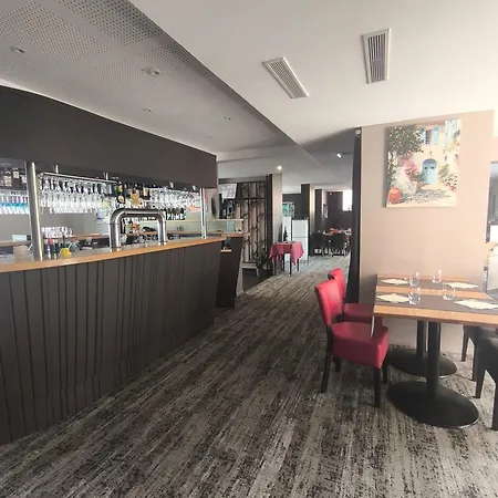 Restaurant Il Portico De Notre Dame ホテル アグノー